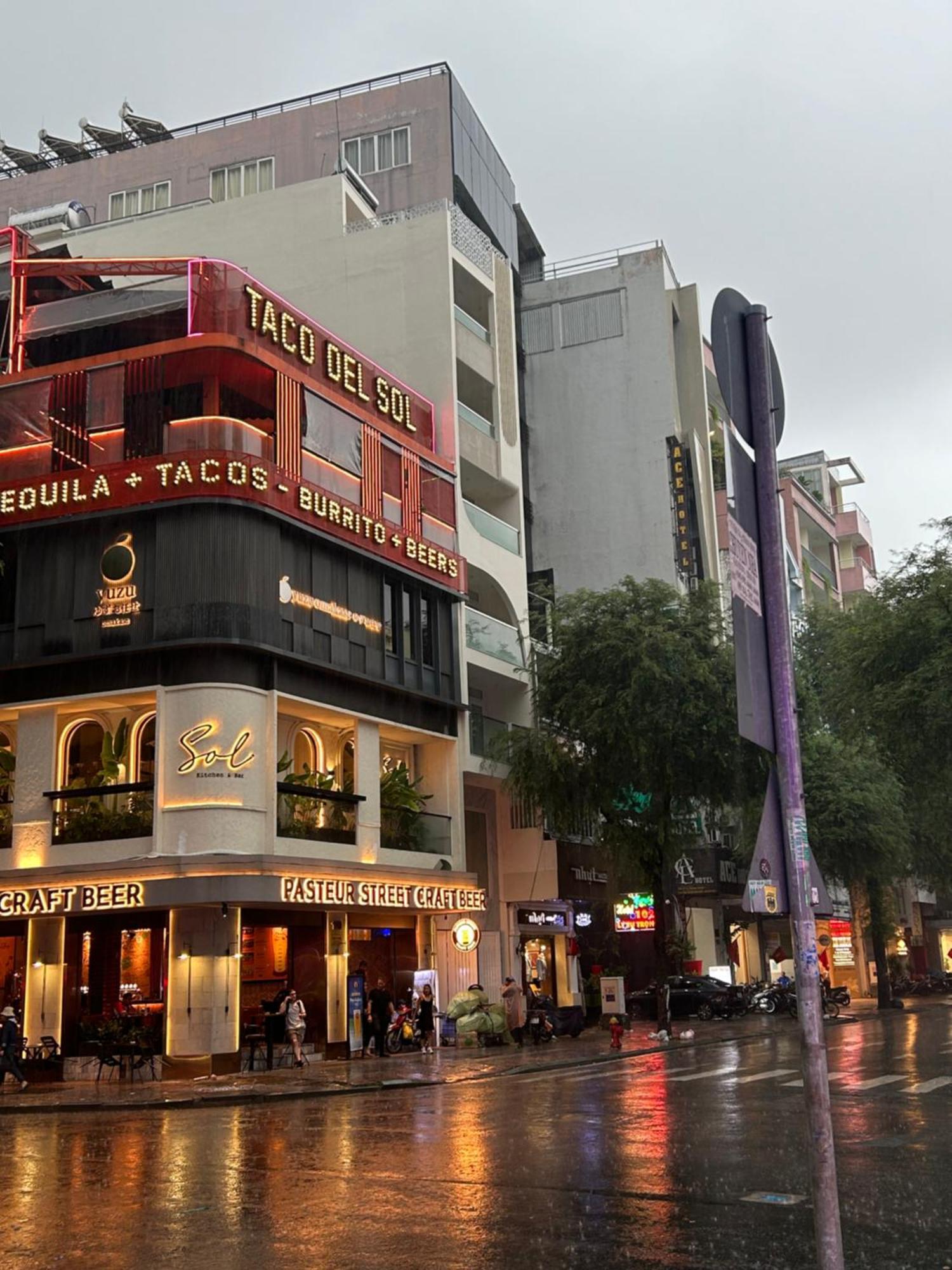 Ben Thanh Luxury Suite Hotel & Spa Ho Şi Min Exterior foto